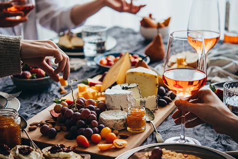 Silvaner, Bacchus, Trollinger und Lemberger werden gern im Süden getrunken