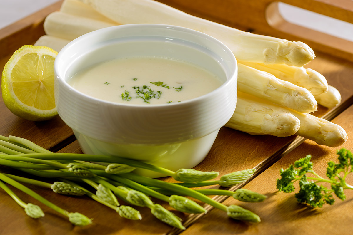 Spargel-Cremesuppe | Rezept